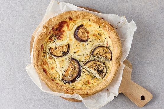 Quiche met tomaat, mozzarella, aubergine en basilicum (4 tot 6 pers.) Atelier de Max