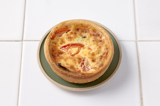 Mini quiche aubergine, tomate et parmesan Atelier de Max