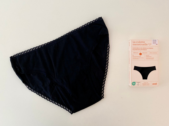 Culotte menstruelle noir flux moyen T44 bio