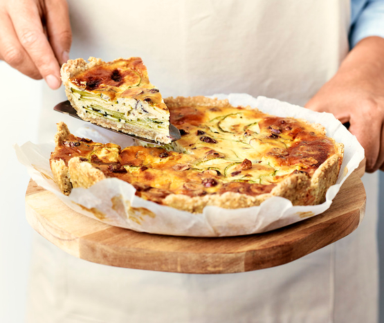 Quiche courgettes, noisettes et parmesan bio