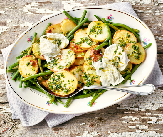 Salade de haricots verts, pommes de terre et burrata bio