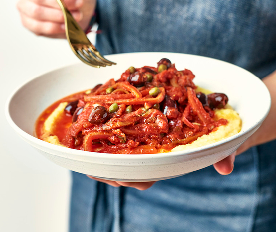Bettes à la puttanesca & polenta bio