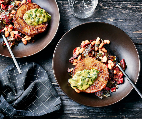 Steak de céleri rave, salsa verde bio