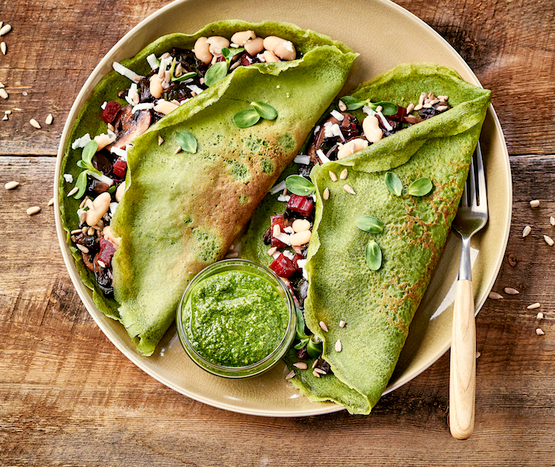 Crêpes aux jeunes pousses d'épinard farcies aux bettes & champignons bio