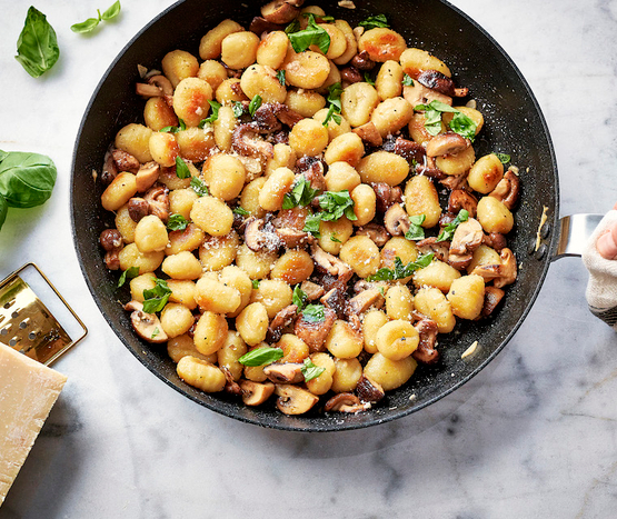 Gnocchis frais poêlés aux champignons bio