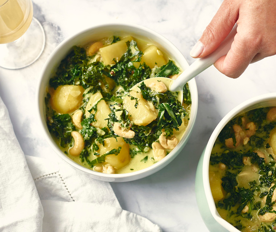 Curry d'épinards et pommes de terre bio