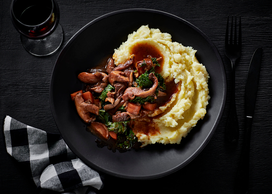 Champignons façon bourguignon, purée de céleri rave bio