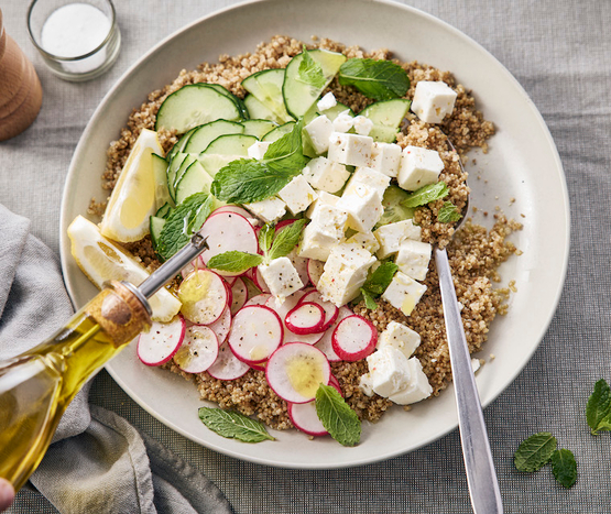 Salade de quinoa, feta et menthe bio