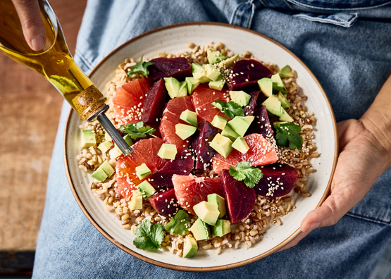 Salade de betterave pamplemousse et avocat bio