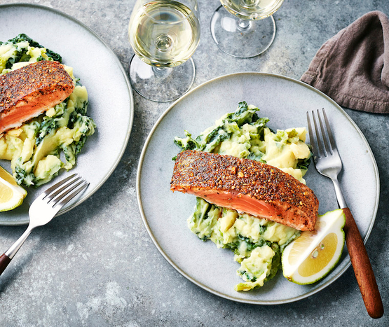Saumon en croûte de dukkah et stoemp vert