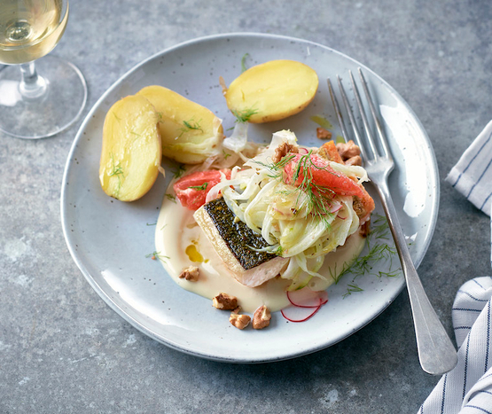 Pêche du jour grillée, salsa de fenouil