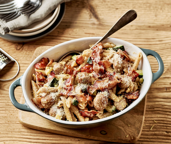 Carbonara à la saucisse et aux courgettes