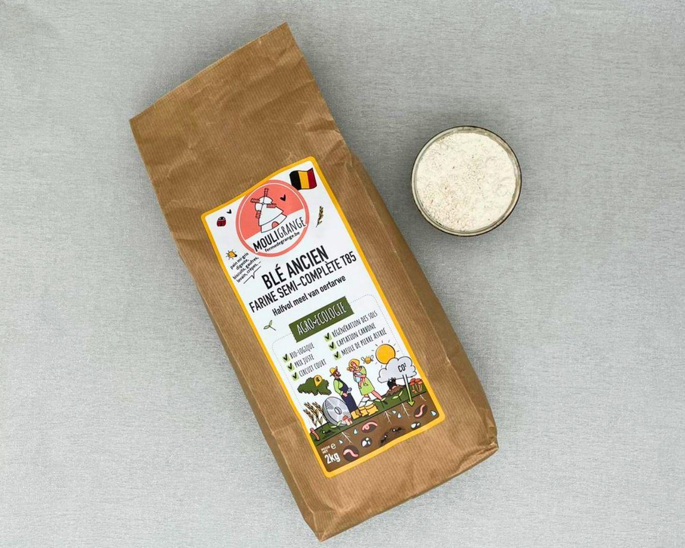 Halfvolledige oude tarwebloem online kopen