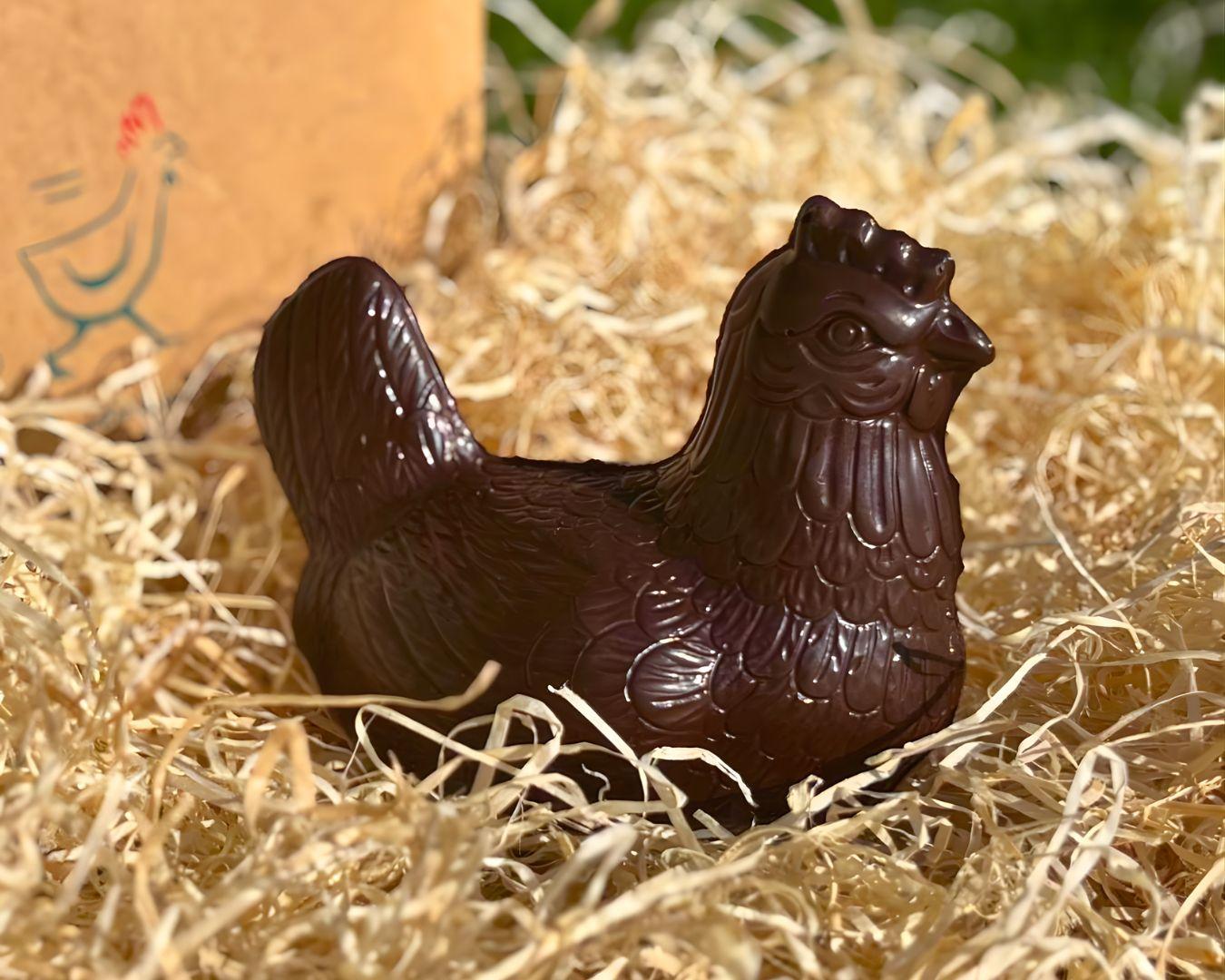 Acheter Poule de Pâques au chocolat noir en ligne