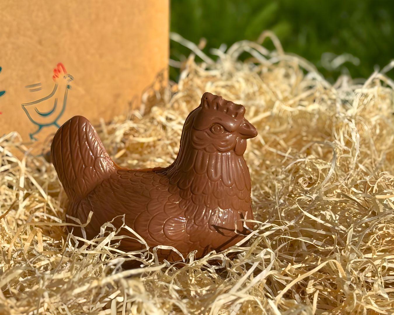 Acheter Poule de Pâques au chocolat au lait en ligne
