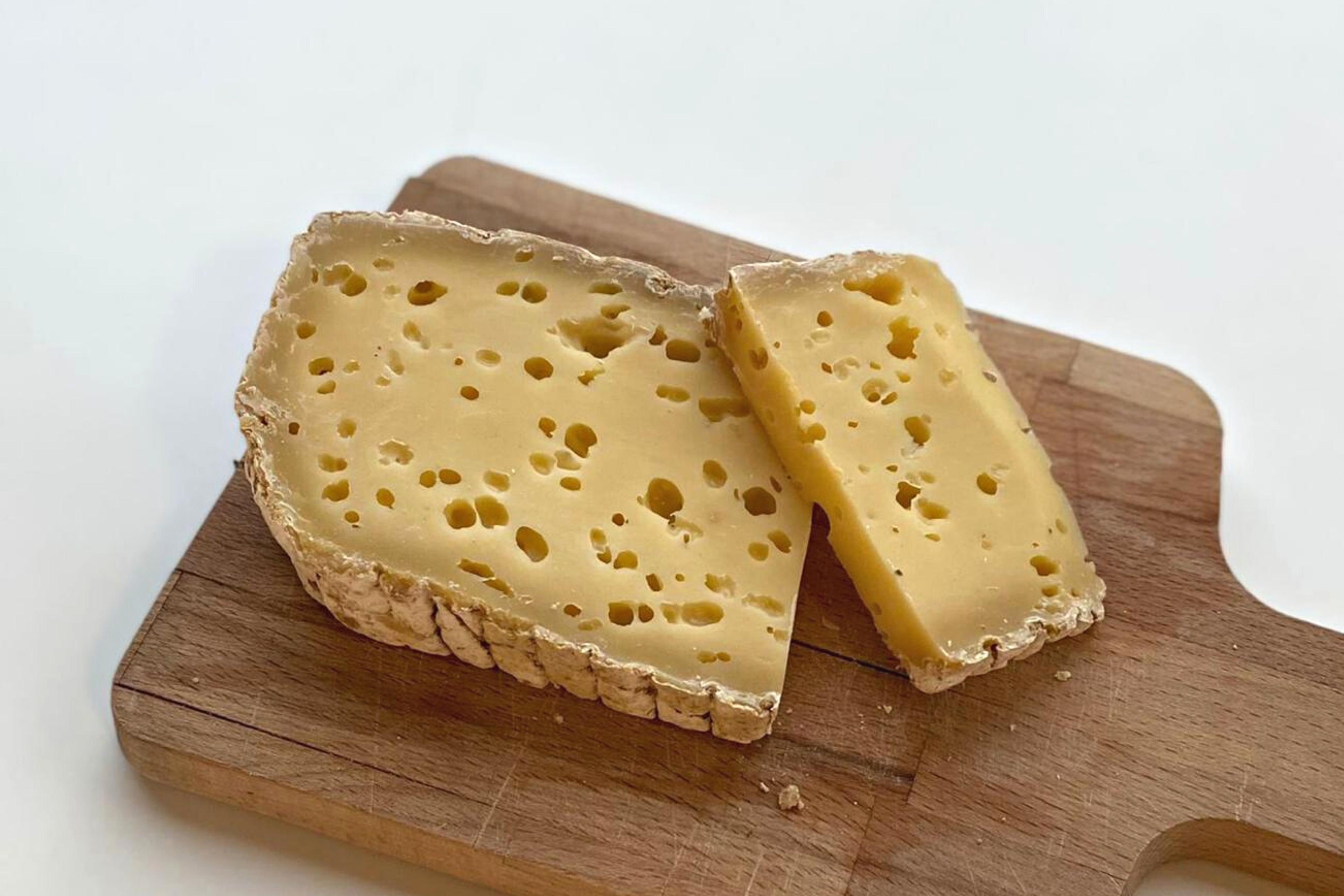 Acheter Le Staubut, fromage à pâte cuite, anti-gaspi +/- 200gr (Nouveauté, Bio, Promo, Anti-gaspi)