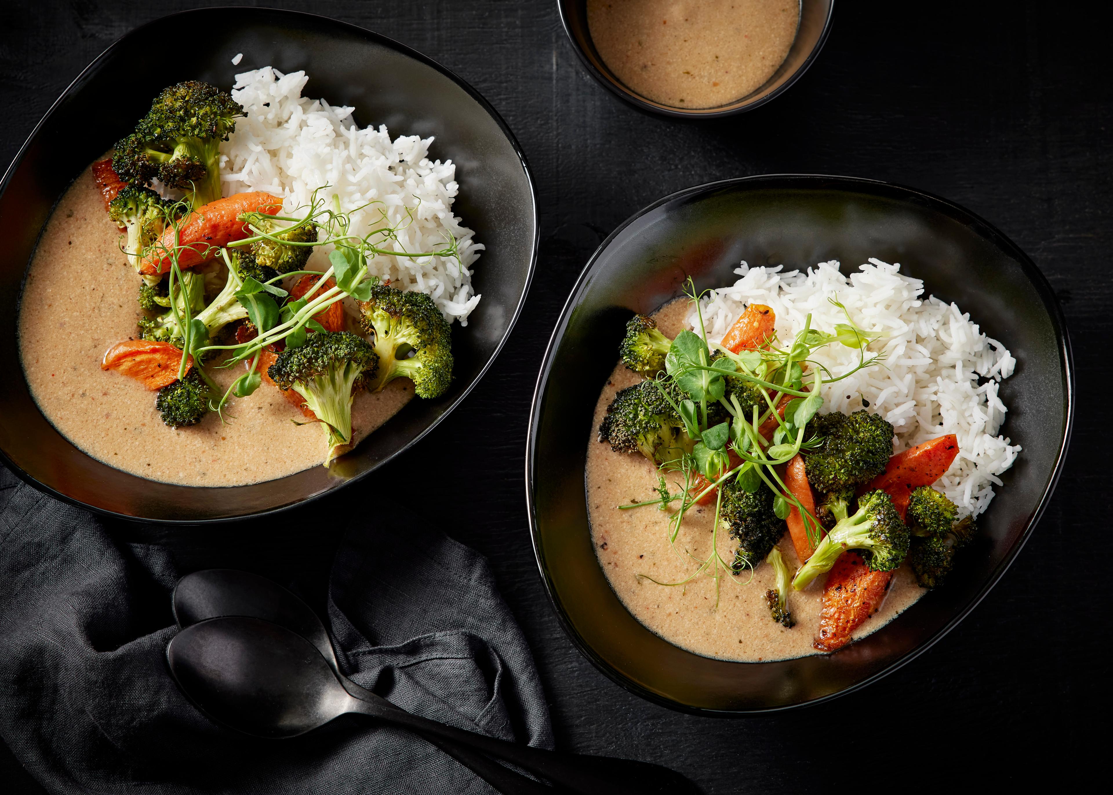 Curry rouge de légumes et riz basmati