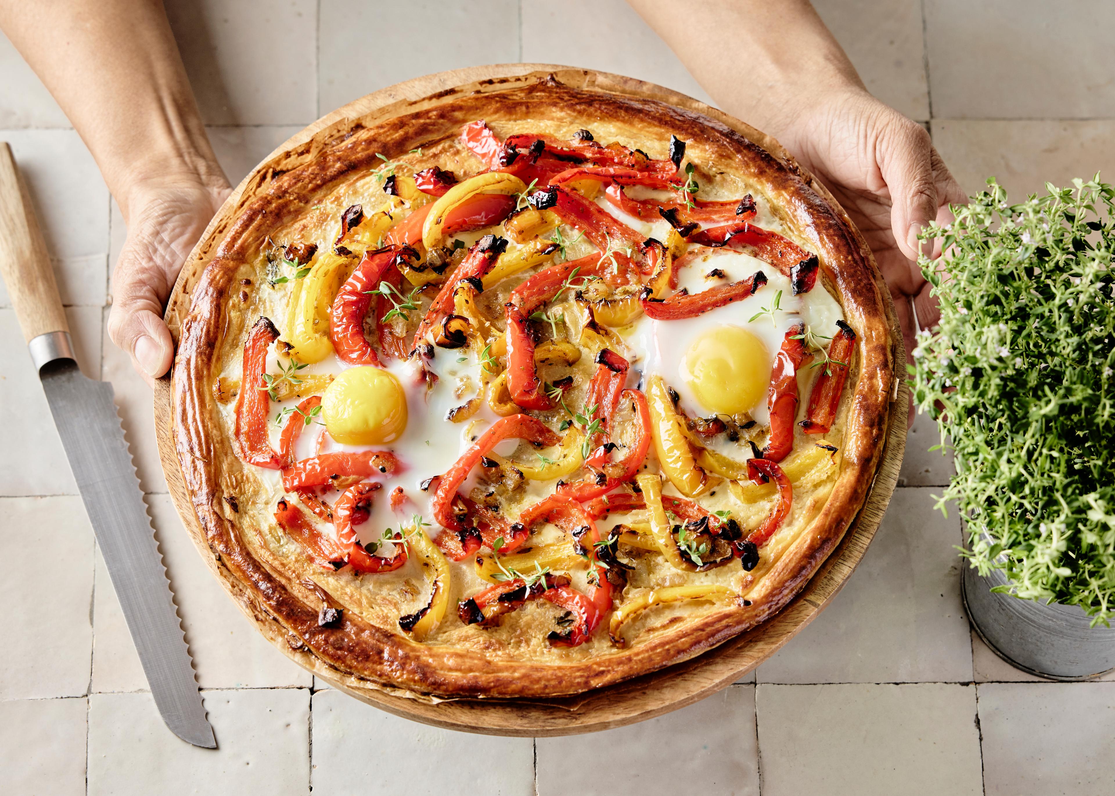 Tarte feuilletée aux poivrons et oeufs