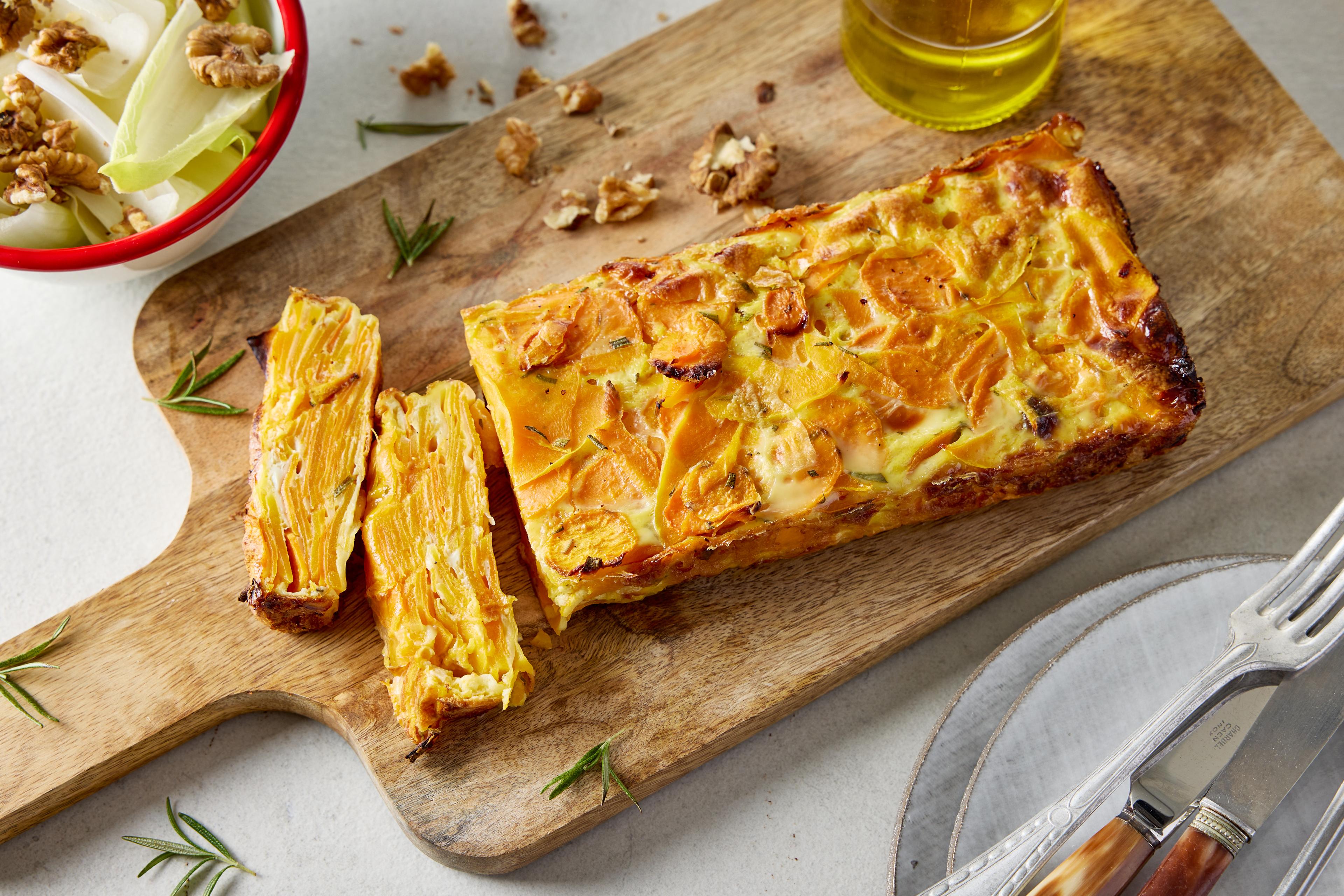 Gateau invisible aux légumes d'automne, salade de chicons