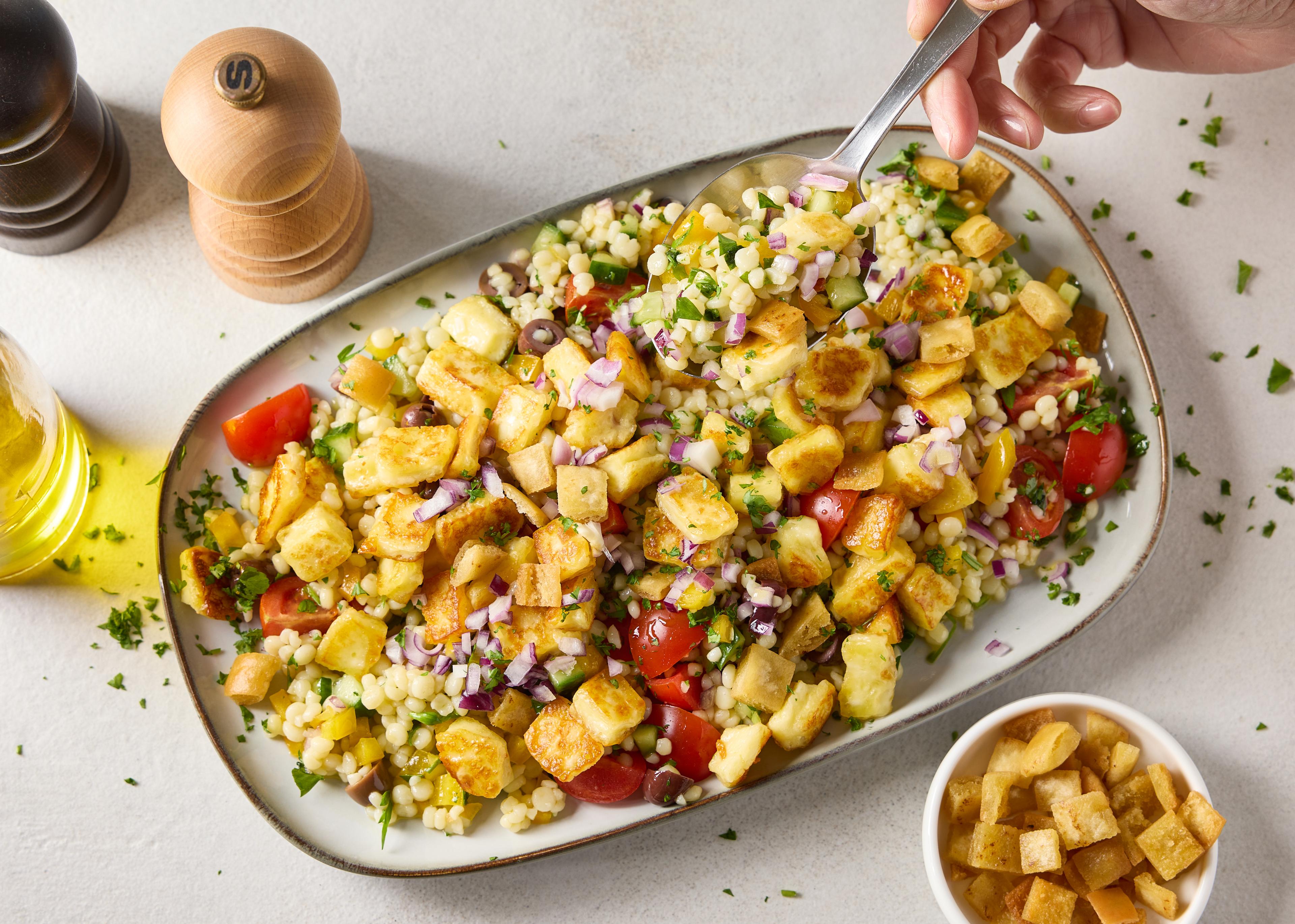 Salade estivale d’halloumi et fregola