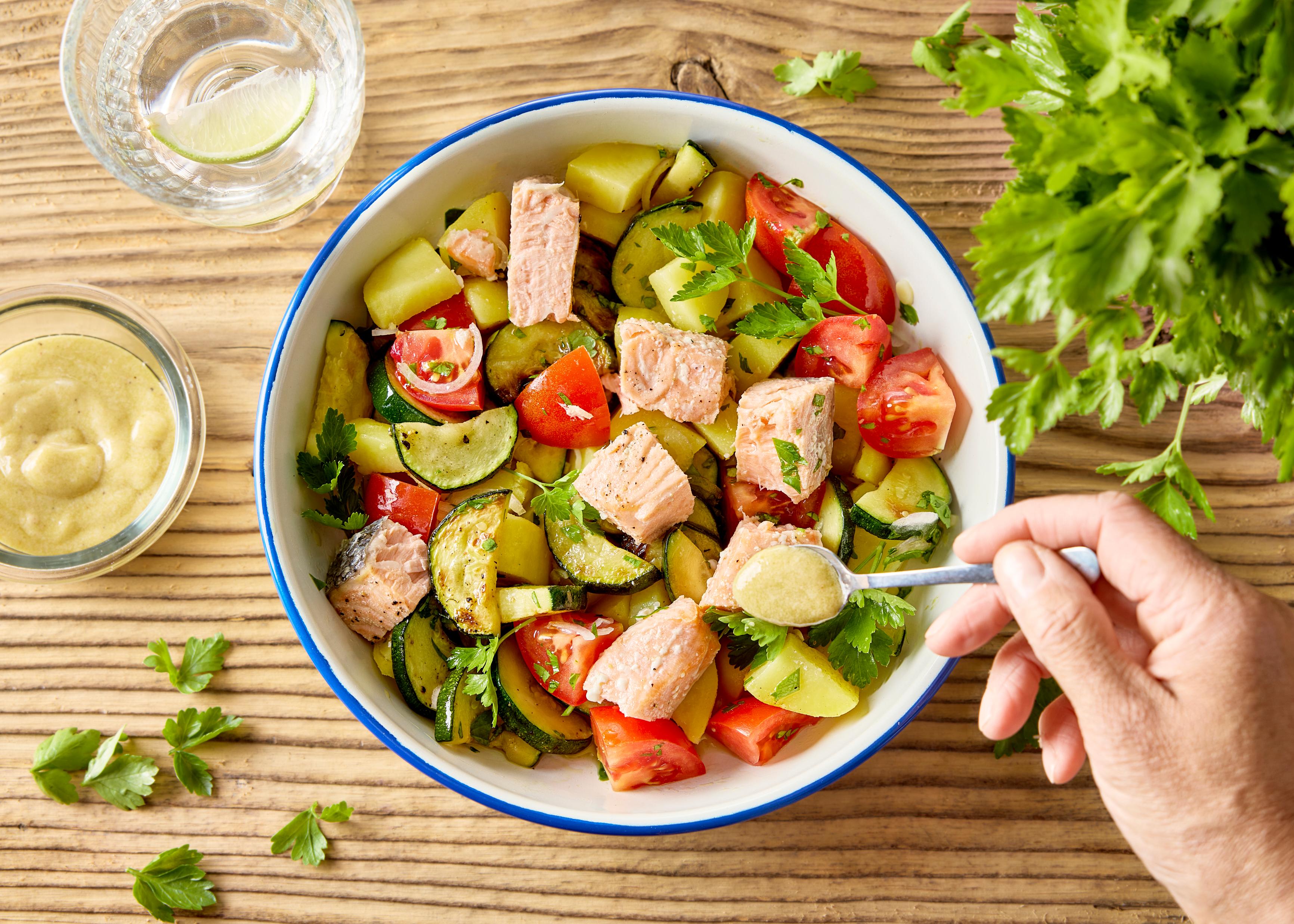 Salade de saumon aux légumes d'été