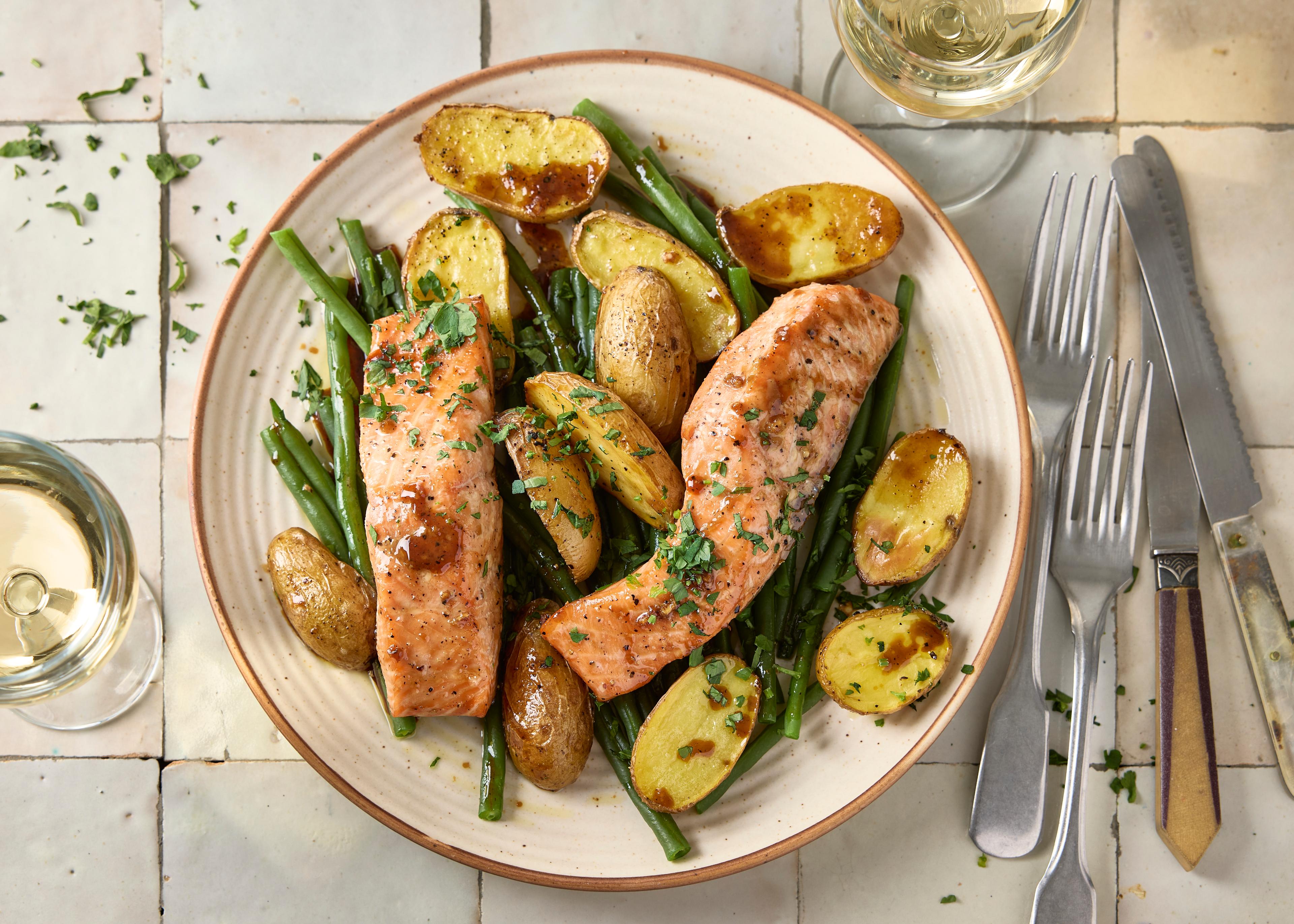 Saumon rôti au sirop d'érable et haricots verts