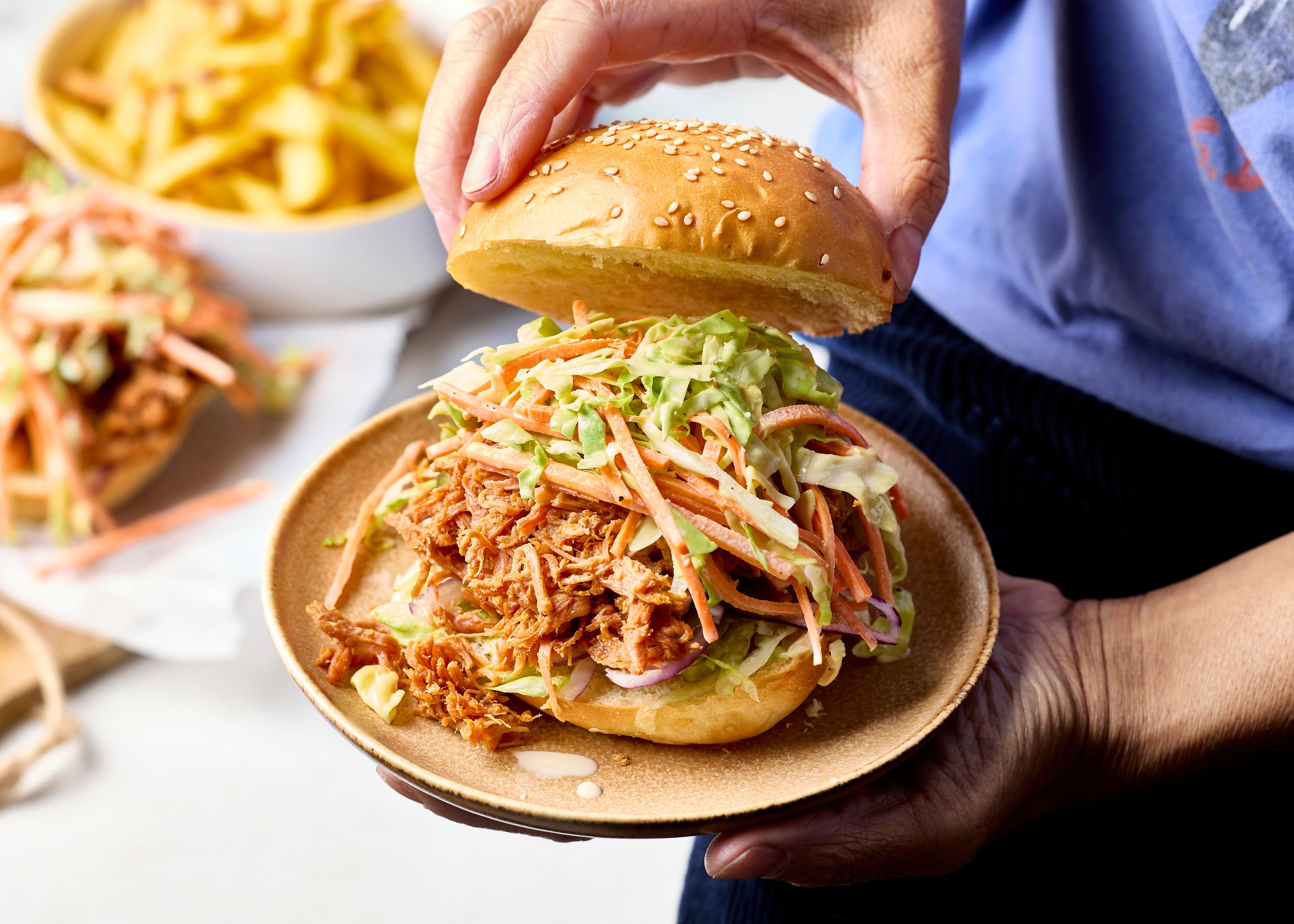 Burger au pulled pork et frites