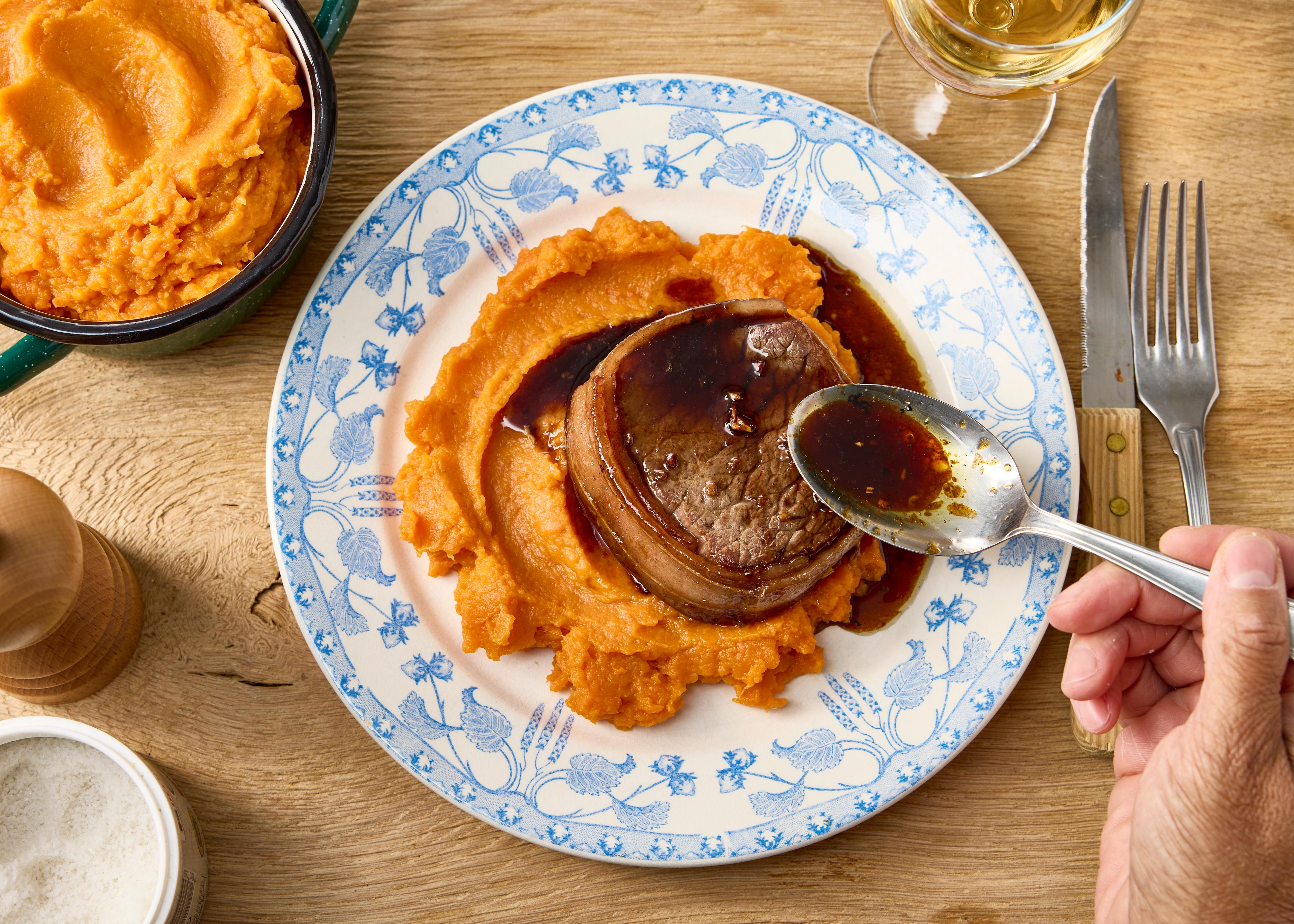 Tournedos sauce soja au miel, purée de patates douces
