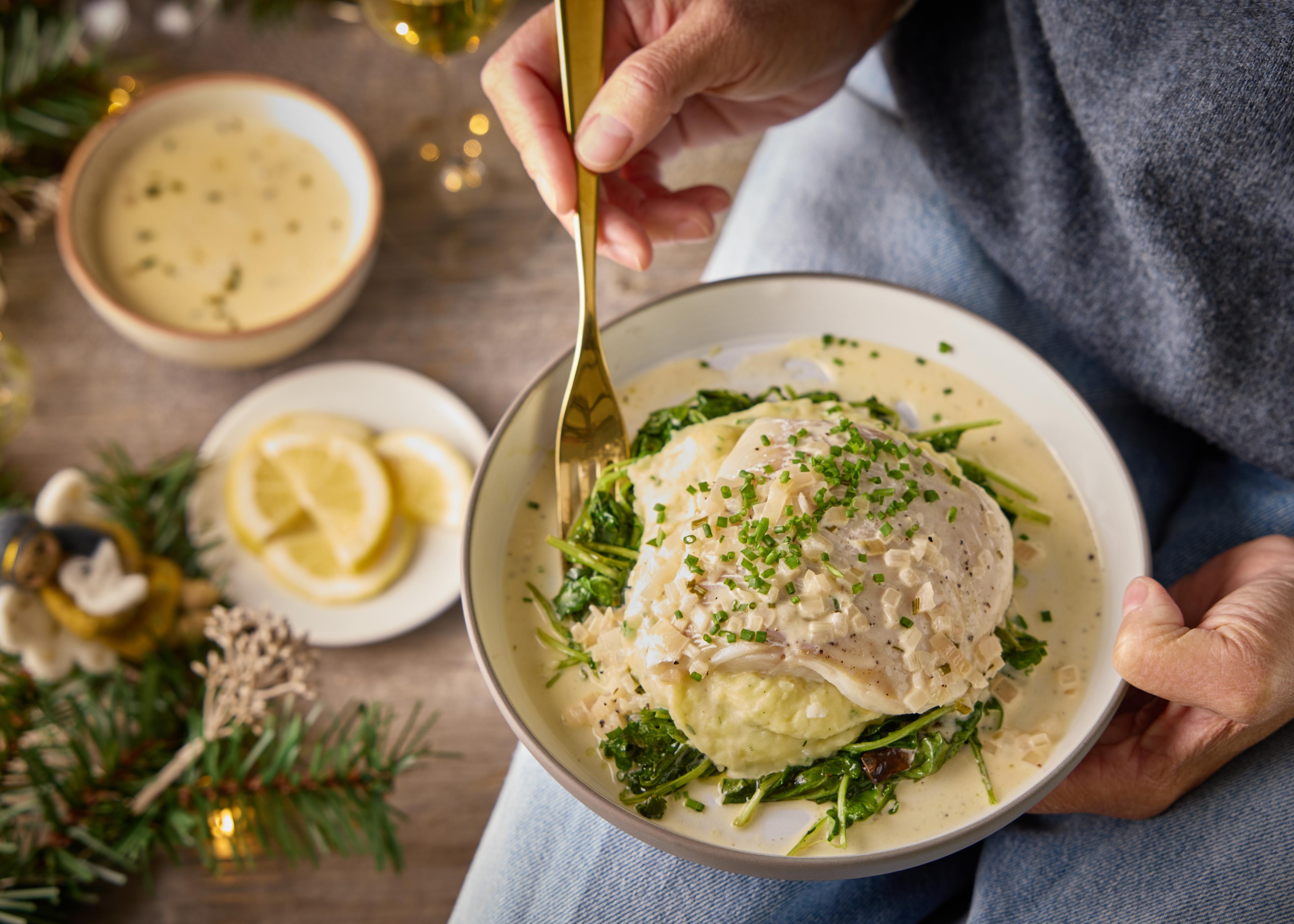 Kabeljauwfilet, gesmoorde spinazie & citroen-wittewijnsaus
